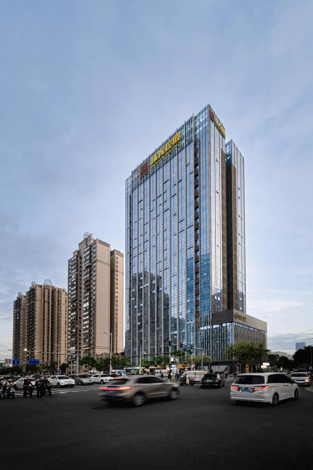 Livetour Hotel Zhujiang New Town Гуанчжоу Экстерьер фото